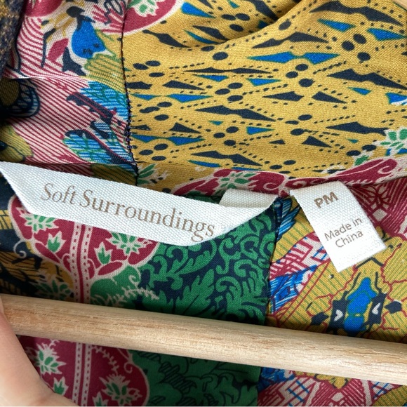 Soft Surroundings Izmir topper Cardigan M Open front Cascade Waterfall Patchwork - Picture 15 of 16